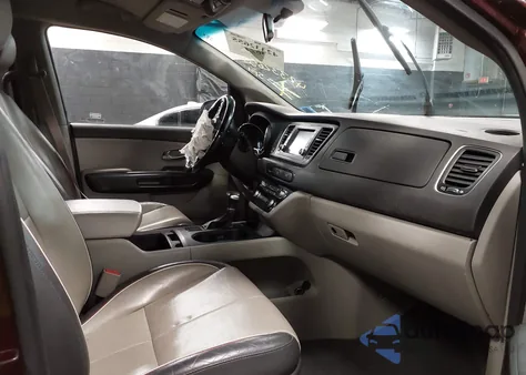 2017 Kia Sedona Lx z USA, uszkodzony, nr VIN KNDMB5C14H6333338